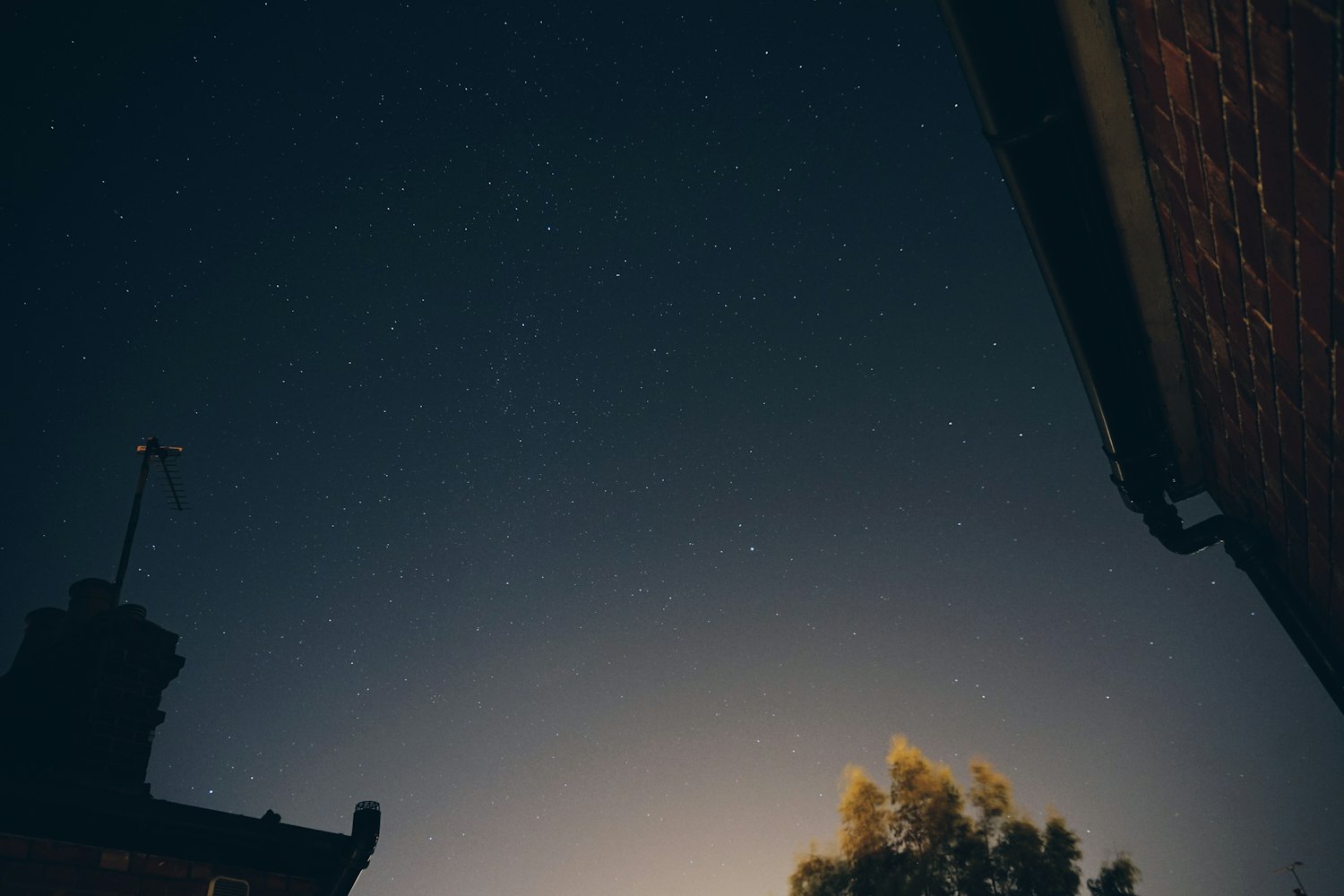 免费高清星空图片去哪儿找？这份超实用攻略请收好